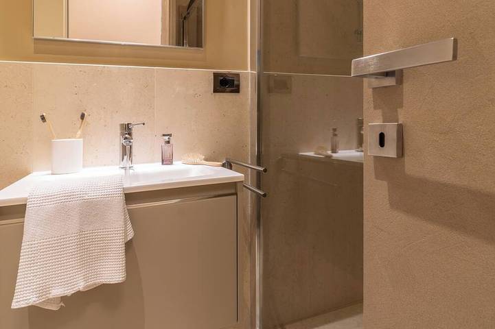 Ganze Wohnung, Elegant Sea View Apartment with Panoramic Patio in Grottammare, Grottammare und Umgebung