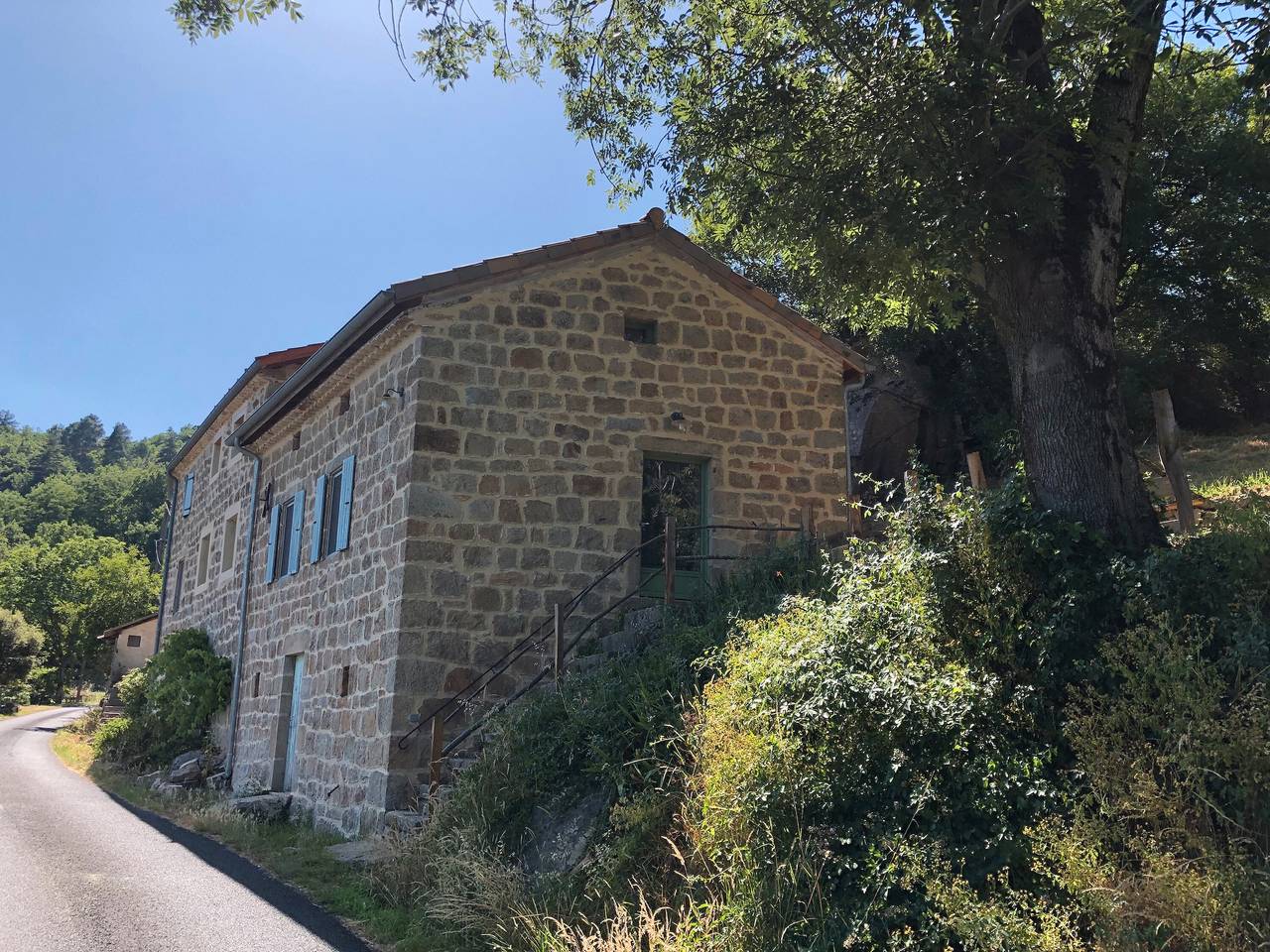 Ferienhaus 'La Casita' mit Bergblick, privater Terrasse und Wlan in Beauvène, Parc naturel régional des Monts d'Ardèche
