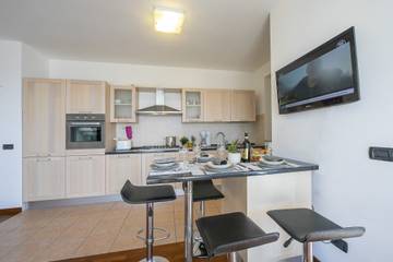 Vakantieappartement voor 6 Personen in Comune di Stresa, Walliser Alpen, Afbeelding 3