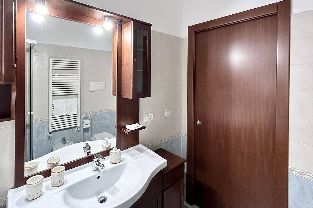 Entire apartment, River House in Pero, Milan Province