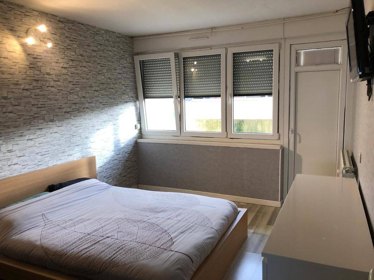 Appartement entier, Three-Bedroom Apartment in Yutz, Moselle