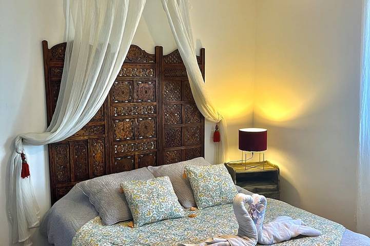 Location de vacances pour 8 personnes, avec jacuzzi ainsi que jardin et terrasse à Sant'Antonino - 4