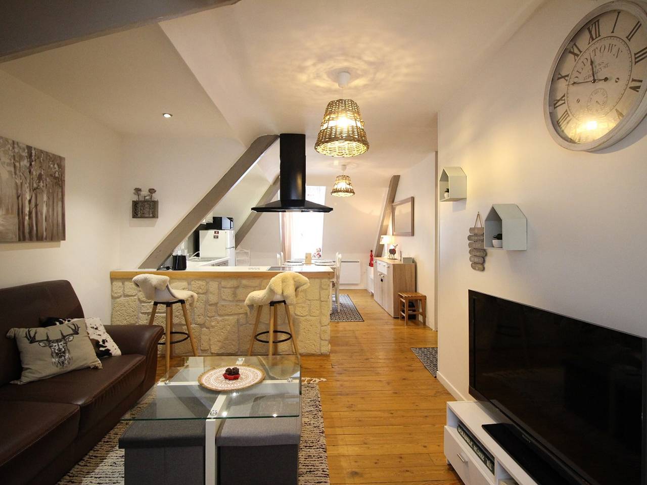 Apartamento entero, Amplio T3 en La Bourboule, 2 habitaciones, cerca de termas in La Bourboule, Parque Natural Regional Volcans d'Auvergne