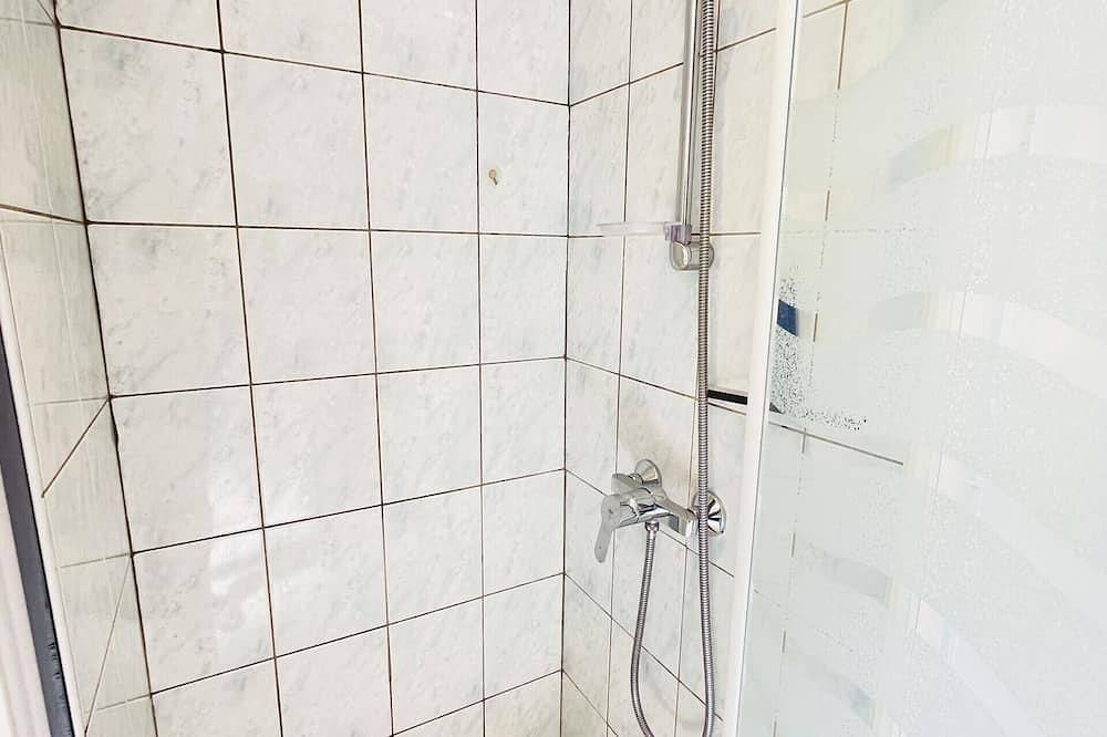 Apartamento entero, Aramis : Apartment 300 meters from the thermal baths (free parking) in La Vôge-les-Bains, Región de Épinal