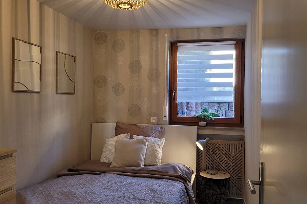 Ganze Wohnung, Ferienwohnung am Waldrand mit fantastischer Fernsicht in Hermeskeil, Landkreis Trier-Saarburg