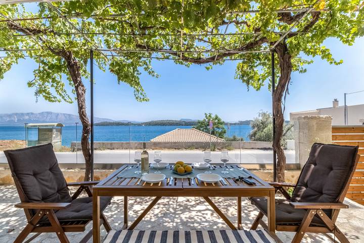 Vacation rental for 5 people, with Balcony and Yard as well as Children pool in Lefkada