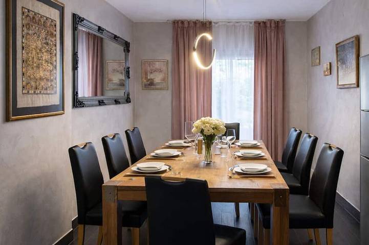 Ferienwohnung für 8 Personen, mit Garten