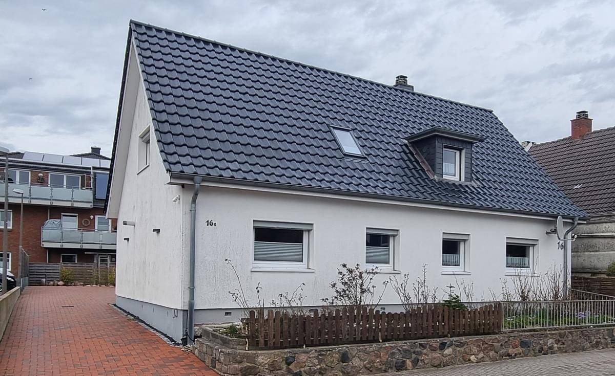 Ganze Wohnung, 3 Raum Ferienwohnung ( Doppelhaushälfte) in Büsum, Nordseeküste