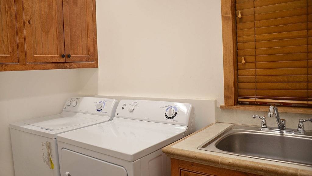 Geräumige Luxuskabine. Billardtisch, Airhockey, in der Nähe von Skifahren / Snowboarden in Moonridge, Big Bear Lake