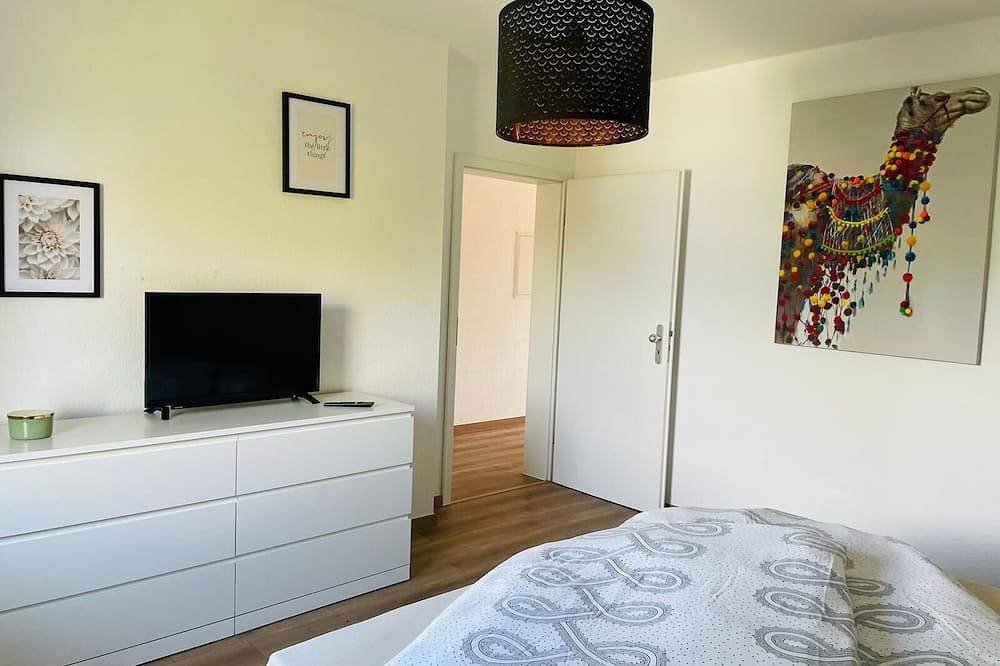 Ganze Wohnung, Ferienhaus Seenah - Wohnung Qualle in Neukieritzsch, Hainer See