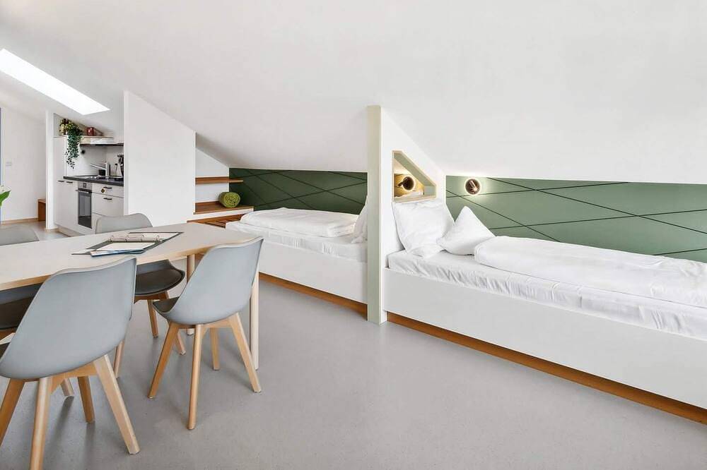 Ganze Wohnung, Panoramaapartment, bis 4 Personen mit Bergblick in Nußdorf, Chiemsee