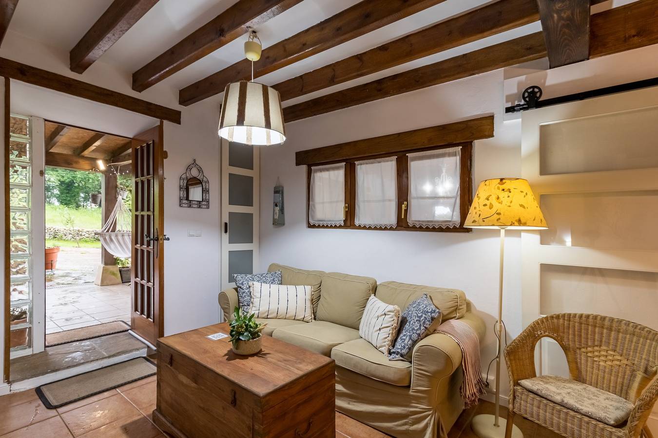 Entire apartment, Apartment 'Kety' with Mountain View, Private Terrace and Wi-Fi in Serdio, Val de San Vicente
