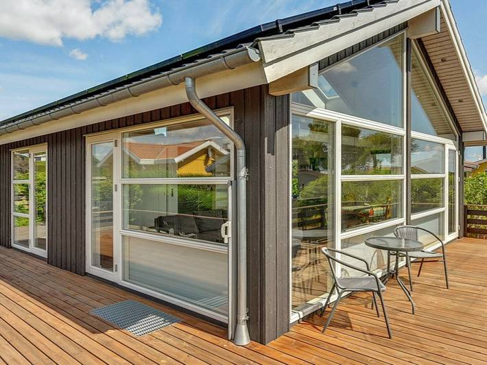 Ferienhaus für 4 Personen, mit Garten und Terrasse, kinderfreundlich in Hejlsminde - 2