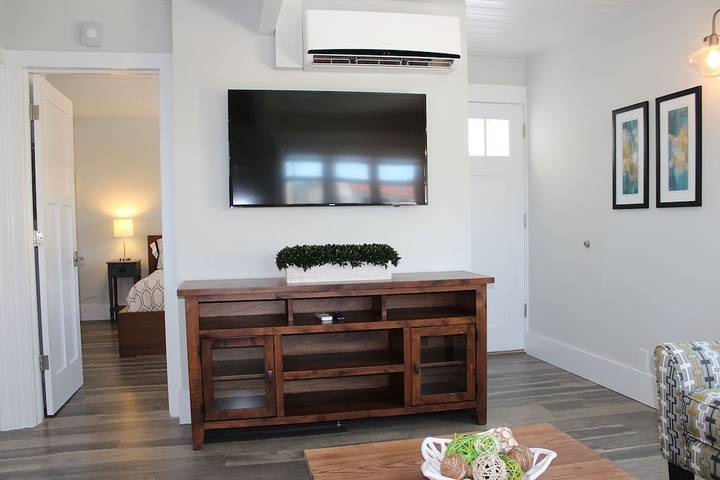 Vacation rental for 4 people, with balcony and hot tub in Long Beach (CA)