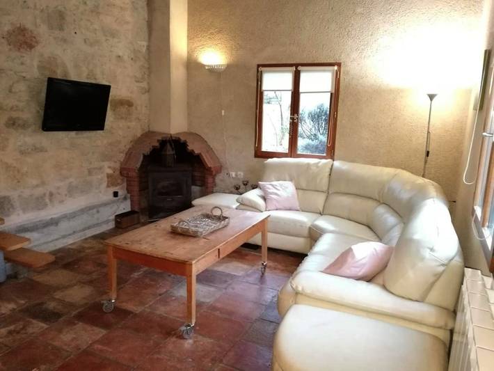 Location de vacances pour 6 personnes, avec vue ainsi que jardin et vue sur le lac à Puygaillard-de-Quercy - 4