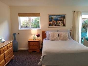 Vacation House for 10 Guests in Oceanside (Oregon), Oregon Coast, Picture 2