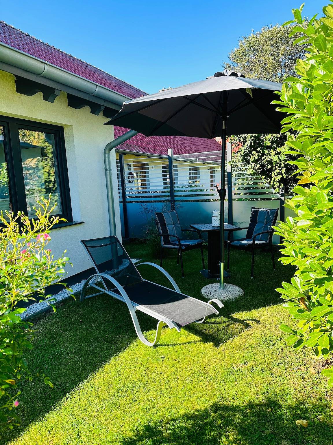 Ganze Wohnung, Ferienwohnung „Manthei“ mit eigener Terrasse, privatem Garten und Wlan in Kluis, Rügen