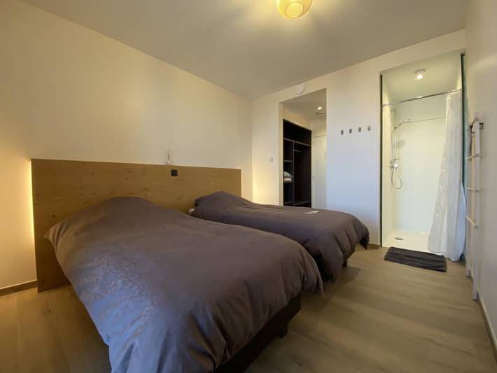 Luxuriöses Gruppenhaus mit Wellness und Garten in Schorisse, Maarkedal