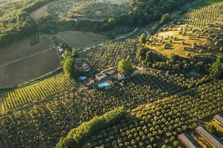 Agriturismo per 4 persone, con piscina in San Casciano in Val di Pesa