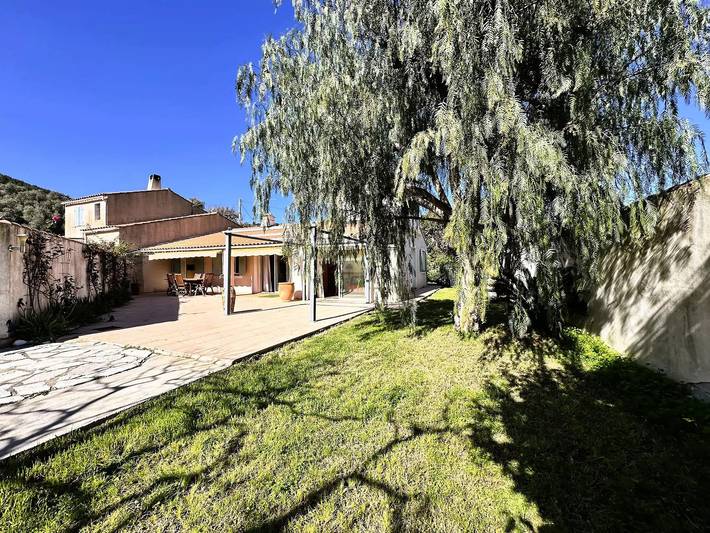 Villa pour 7 personnes, avec piscine et jardin, animaux acceptés à Hyeres - 3