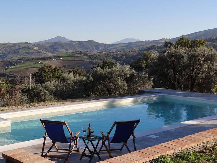 Ferienhaus für 8 Personen, mit Balkon und Garten sowie Pool in Marche - 2