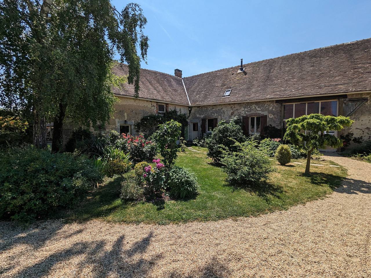 Charmant gîte jardin fleuri - 7 pers. in Courtemaux, Région de Montargis