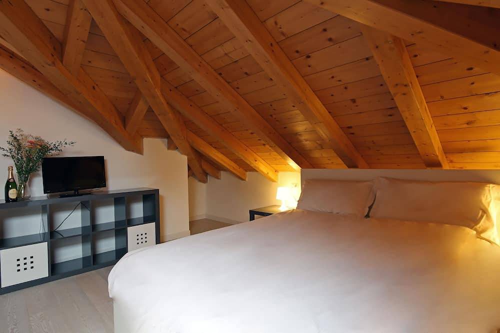 Entire apartment, Just 15 minutes walking to the center of Bellagio in Bellagio, Comune di Bellagio