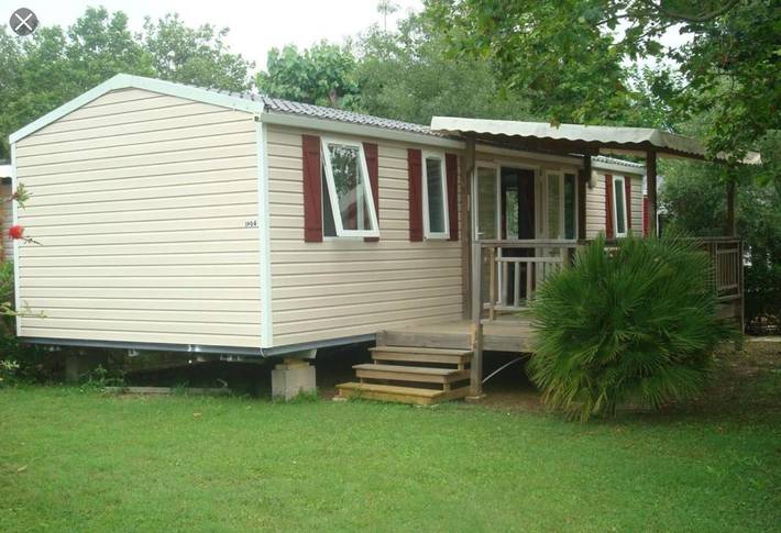 Camping pour 6 personnes, avec jardin et piscine dans Vias Plage