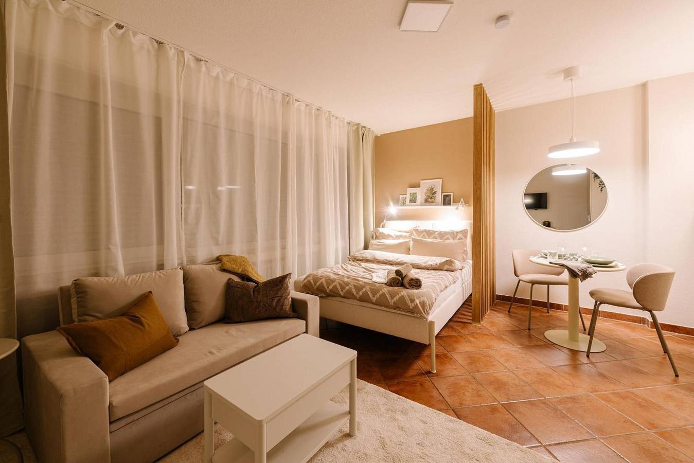 Geheel appartement, Appartement 'Air Fair' met wifi in Düsseldorf, Düsseldorf en omgeving