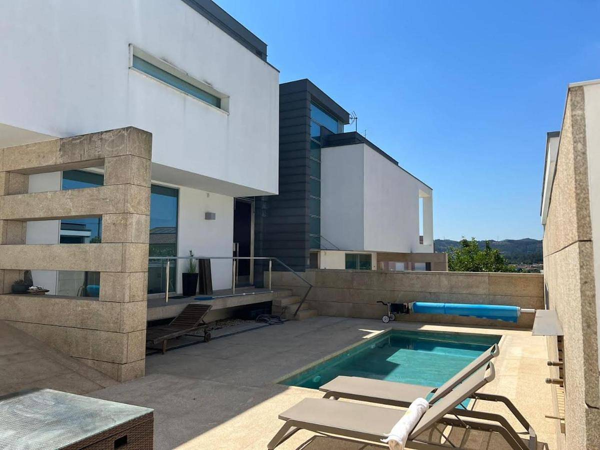 Moradia Lux Rr com piscina in Penafiel, Distrito do Porto