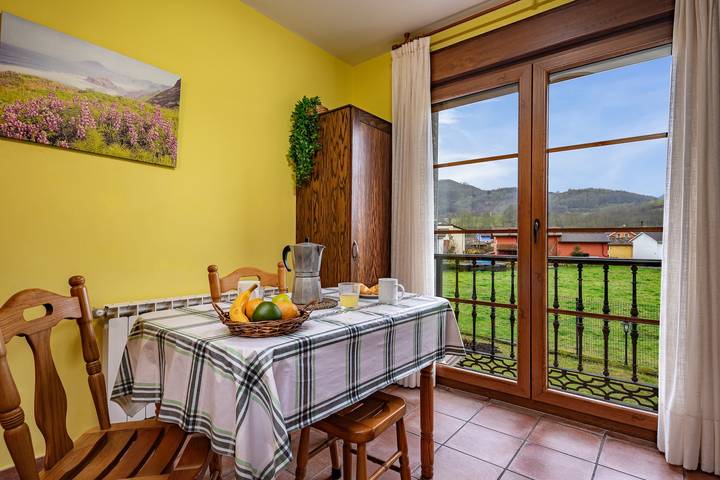 Casa rural para 2 personas en Ponga - 2