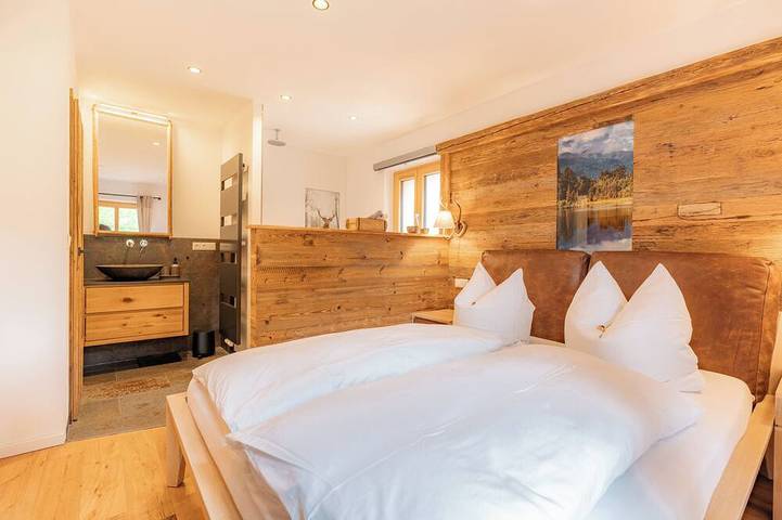 Chalet für 4 Personen, mit Whirlpool und Garten sowie Sauna und Balkon in Heiligenblut