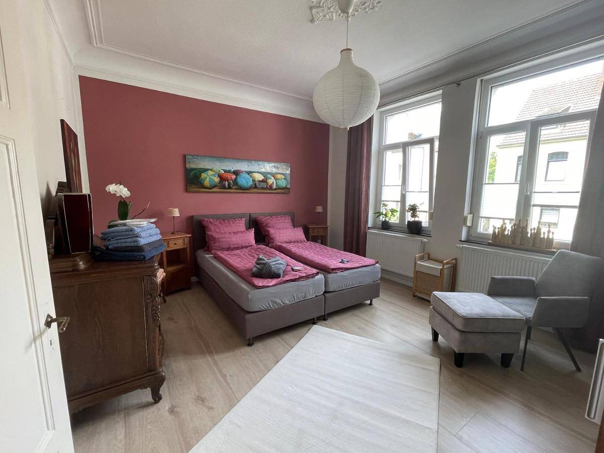 Ganze Wohnung, Two-Bedroom Apartment in Stolberg, Rheinland
