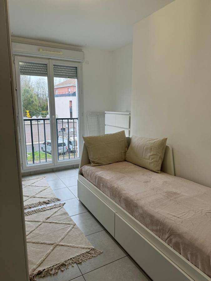 Appartement entier, Two-Bedroom Apartment in Villabé, Essonne