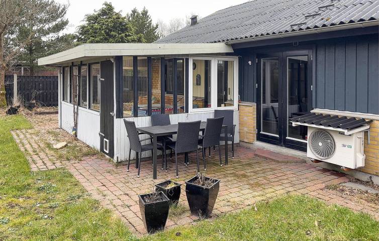 Ferienhaus für 6 Personen, mit Terrasse und Garten in Nymindegab - 2