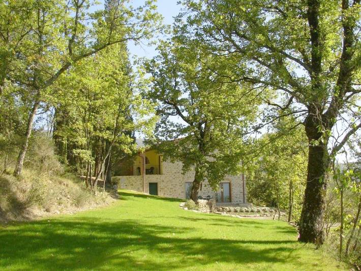 Appartamento per 3 persone, con panorama e giardino, con animali domestici in Casentino