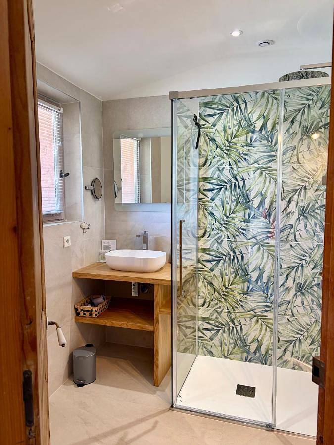 Chambre d’hôte pour 2 personnes, avec jardin et piscine à Gordes - 2