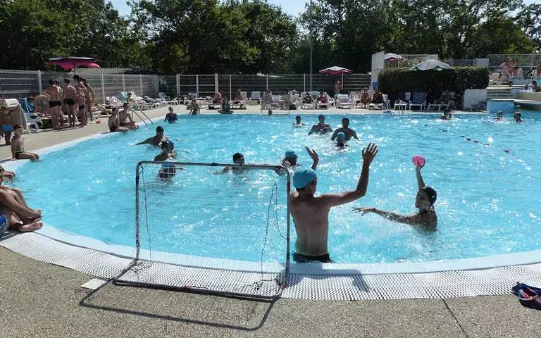 Mobil home pour 8 personnes, avec sauna et terrasse, animaux acceptés à Sanguinet - 2