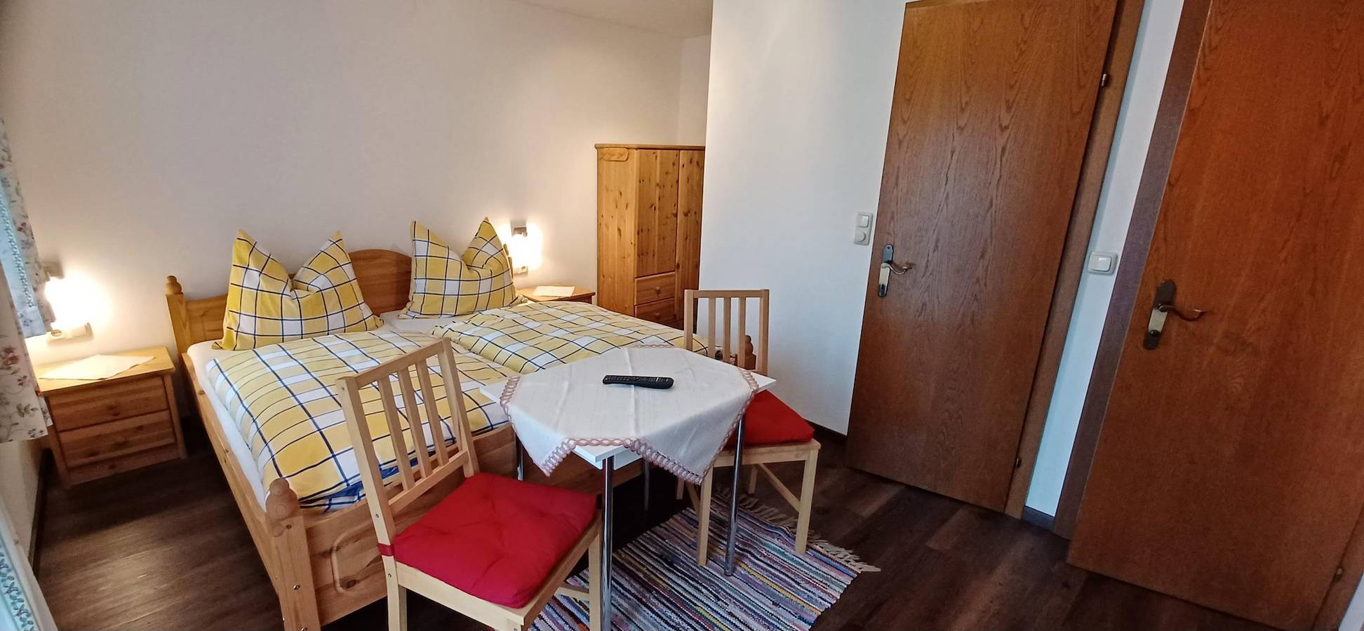 Geheel vakantieappartement, Familiekamer, douche, Wc, balkon in Rauris, Ski Amadé
