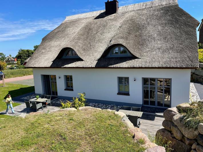 Ferienwohnung für 5 Personen, mit Terrasse und Garten in Lohme