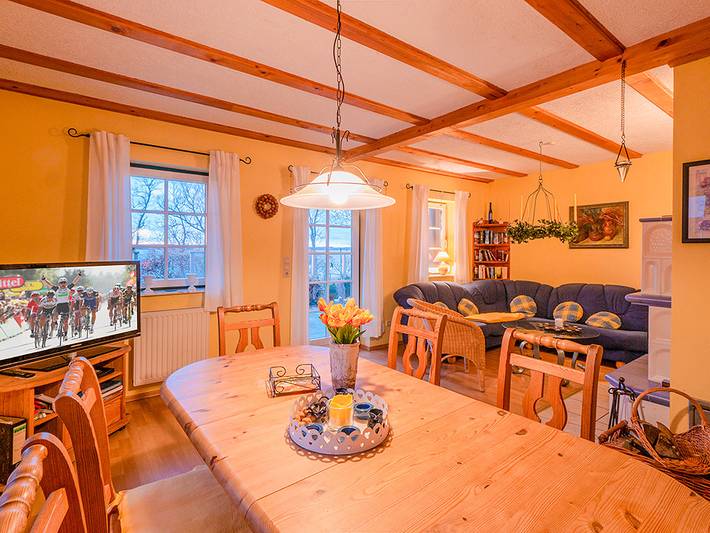 Ferienhaus für 6 Personen, mit Balkon und Terrasse sowie Garten und Sauna am Plauer See - 3