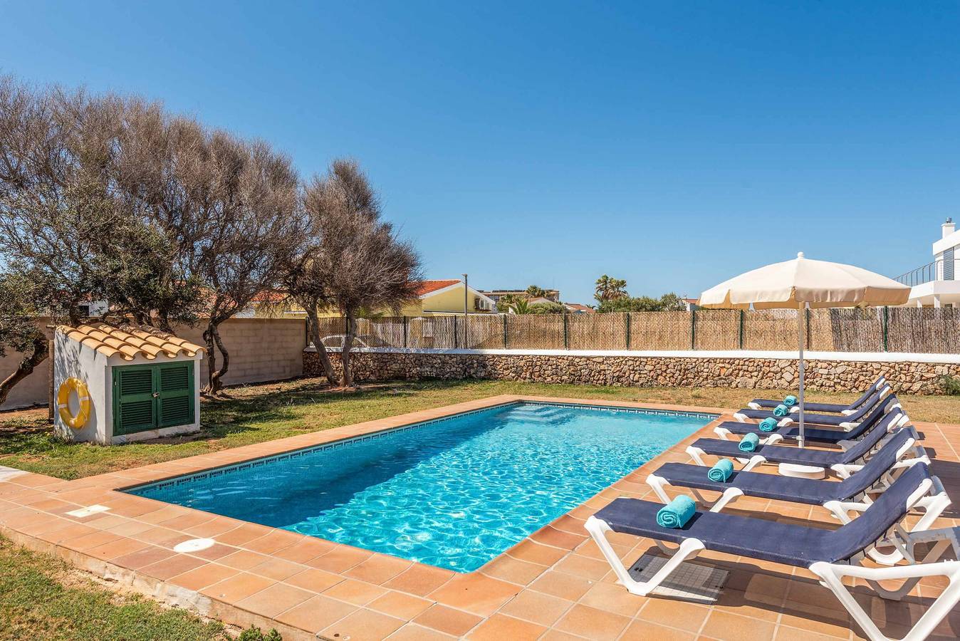 Chalet para 7 personas con terraza in Cala Blanes, Ciudadela