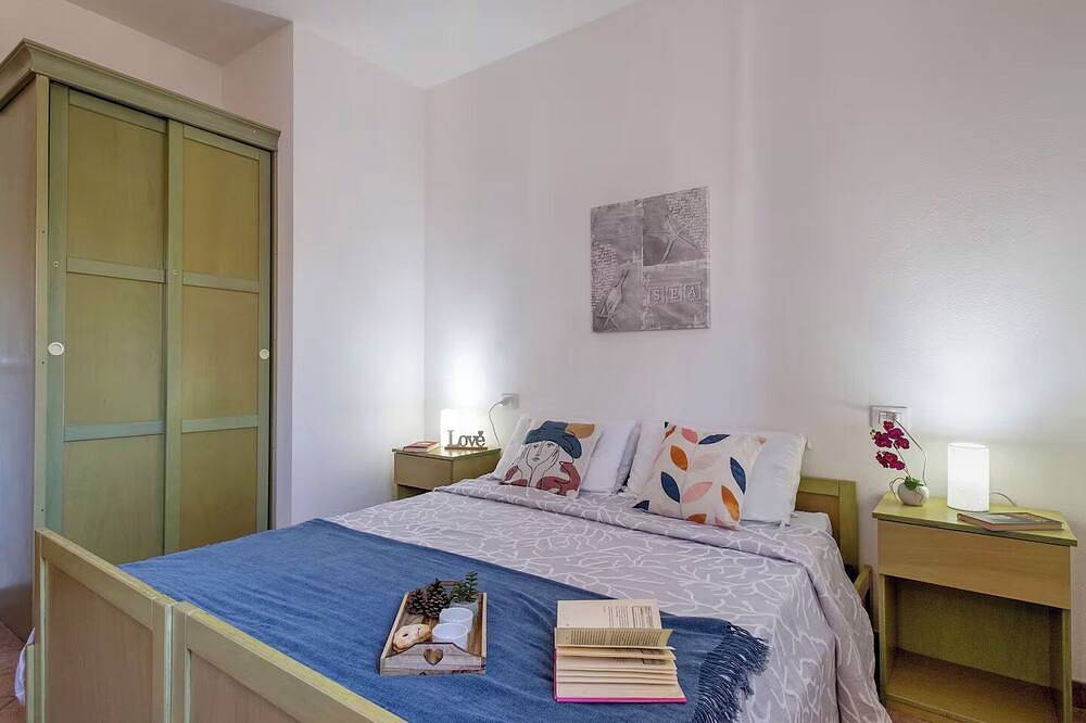 Entire apartment, Residence Il Ciliegio with swimming pool - Apartment 6 in Trinità d'Agultu e Vignola (Borgo), Trinità d'Agultu e Vignola