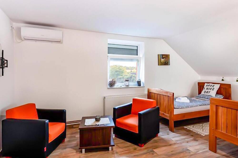 Nice home in Aljmas with sauna in Osijek-Baranja