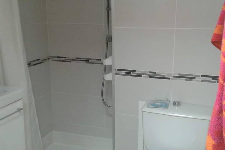 Gîte pour 2 personnes, avec terrasse dans Golfe-Juan - 3