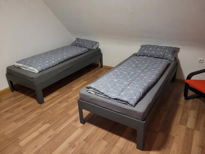 Gîte pour 5 personnes, avec jardin à Neustadt bei Coburg - 2