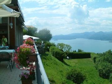 Hôtel pour 2 personnes, avec balcon ainsi que vue sur le lac et vue à San Zeno di Montagna