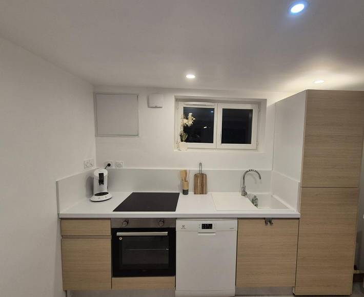 Gîte pour 2 personnes, avec jardin à Lissieu - 2