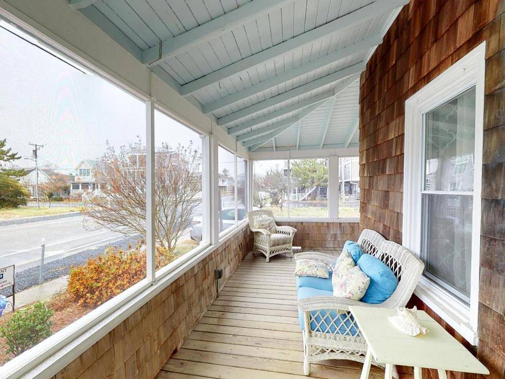 48 N. Atlantic Ave in Bethany Beach, Sussex County (Delaware)