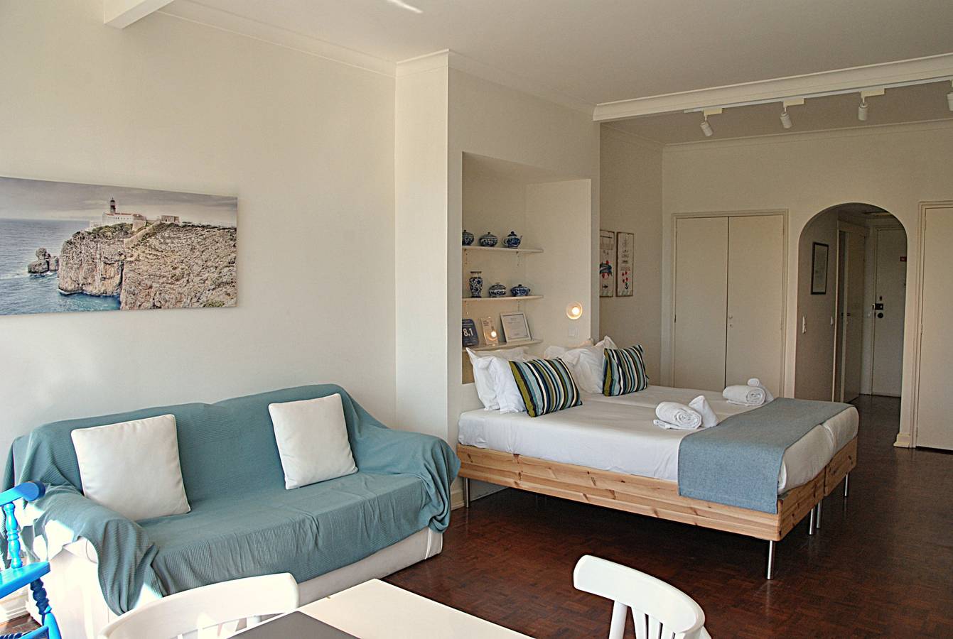 Estúdio inteiro, Rent4Rest Estoril Beachfront Apartment - Studio in Cascais e Estoril, Costa de Lisboa